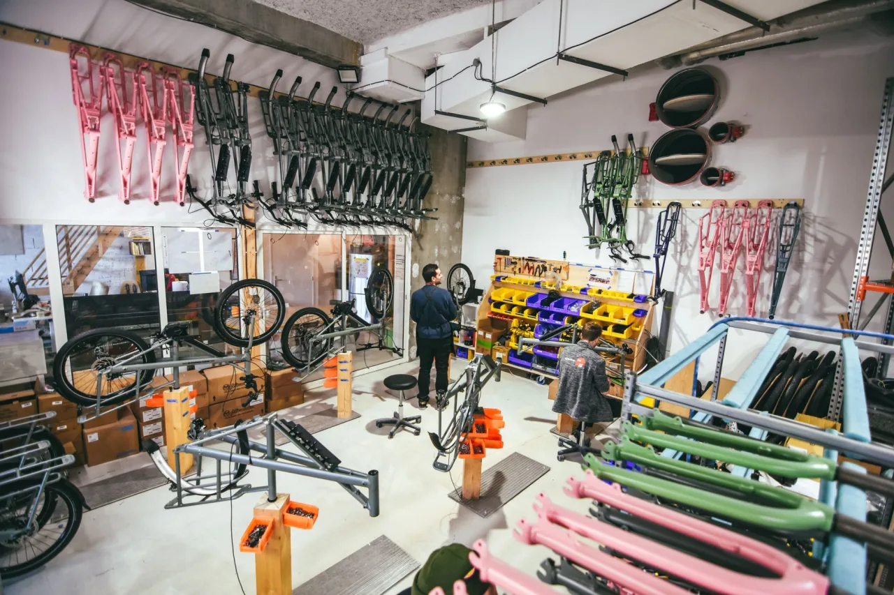E-Bike Shop: How to Choose a Good One
