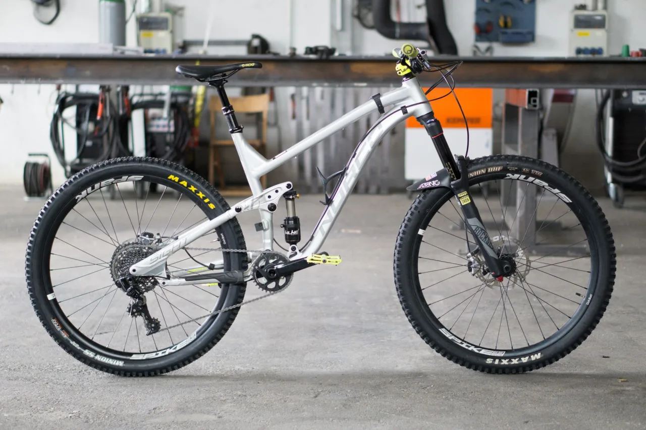 Full Suspension E-Bike